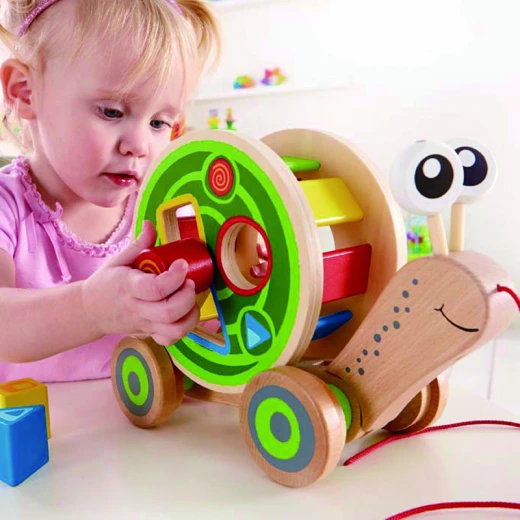 Hape Walk-A-Long Snail - Hape - Image 7