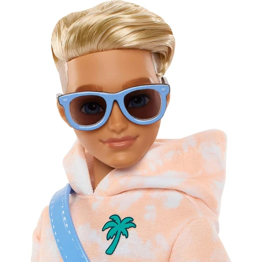 Mattel Barbie Dream Besties Ken Fashion Doll with Summer Accessories, Blonde Hair, Skateboard &amp; Imaginative Play - Barbie - Image 2