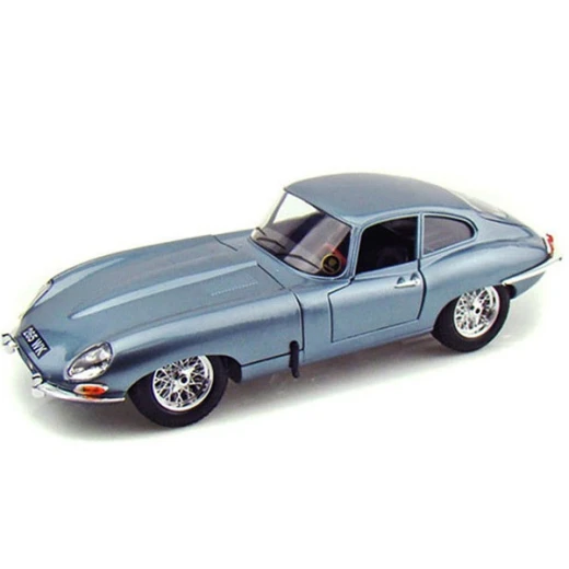 Bburago Jaguar E‑Type Coupe (1961) – 1:18 Collection B