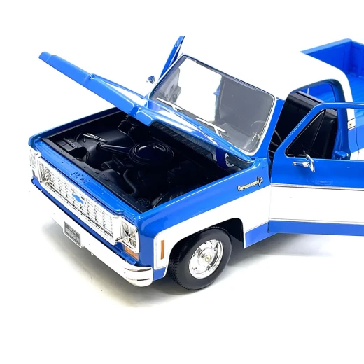 ماستو 1974 شيفروليه C10 شايان سوبر – أسود/أبيض، بمقياس 1:18، إصدار خاص، قطعة واحدة - مايستو - Image 3