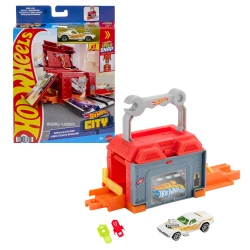 Hot Wheels Toy Car Track Set, Fold &amp; Go Playset &amp; 1:64 Scale Die-Cast Toy Car, Portable with Speed Snap Track System Connection (Styles May Vary)