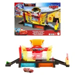 Disney and Pixar Cars Color Changers Race Ready Car Wash Playset – with Colour-Change Lightning McQueen, 20 Inches Long - Disney Pixar Cars