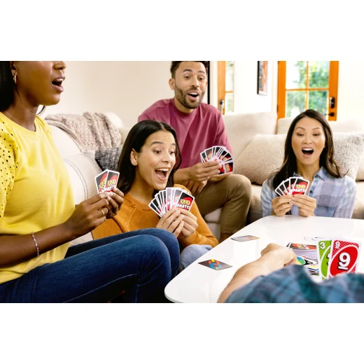 UNO Party Card Game – Special Rules for Large Groups, 6 to 14 Players - Uno - Image 2