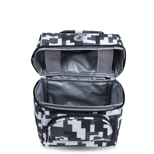 J World New York Corey Lunch Bag – Camo | Insulated Lunch Bag with Top Bottle Strap - JWORLD - Image 2