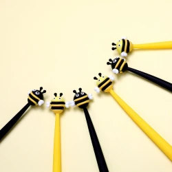 Bee-Themed Pen Black Ink with 3D Bee Topper, Cute Yellow, Black &amp; White Design, Ideal for Daily Use or Gifting